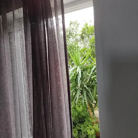 Halikoura Apartment *